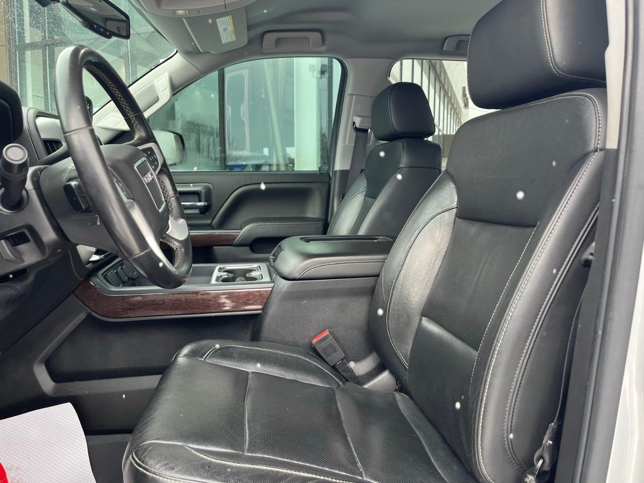 2018 GMC Sierra 1500 4WD CREW CAB SHORT BOX SLT Photo