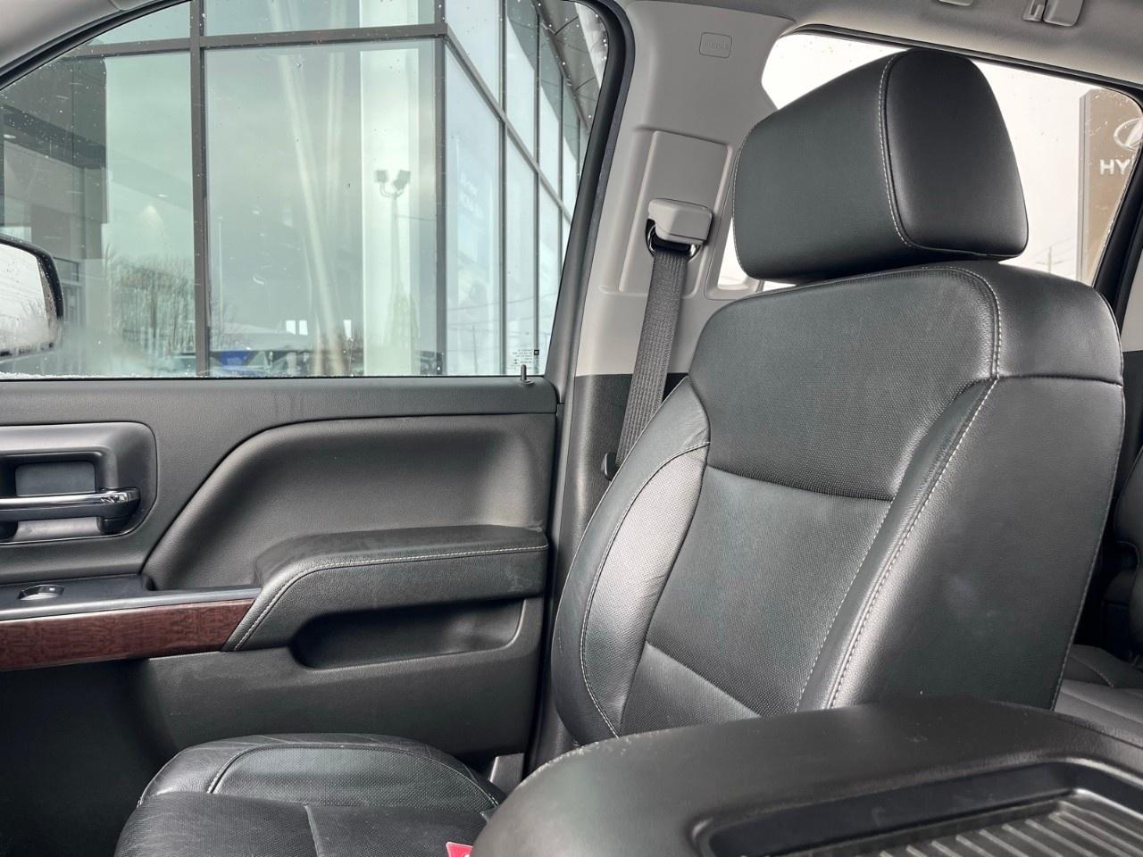 2018 GMC Sierra 1500 4WD CREW CAB SHORT BOX SLT Photo