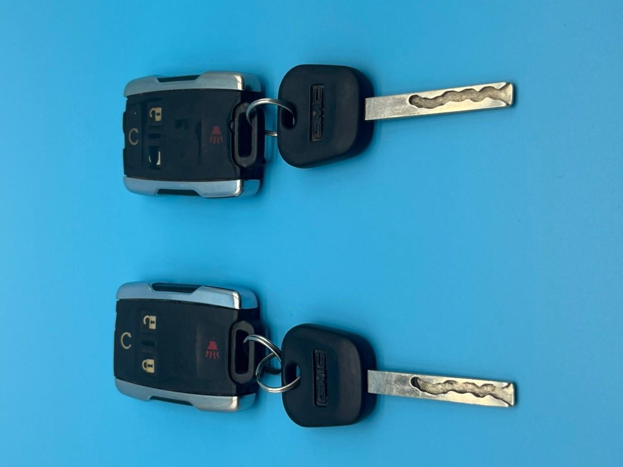 2018 GMC Sierra 1500 4WD CREW CAB SHORT BOX SLT Photo