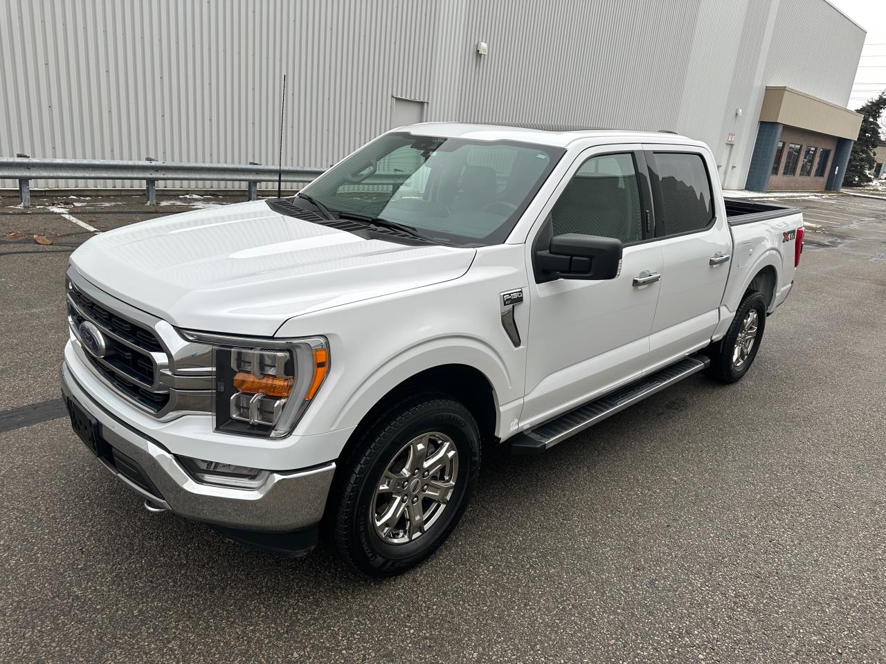 2021 Ford F-150 SUPER CREW XLT XTR 4WD ( LOADED)