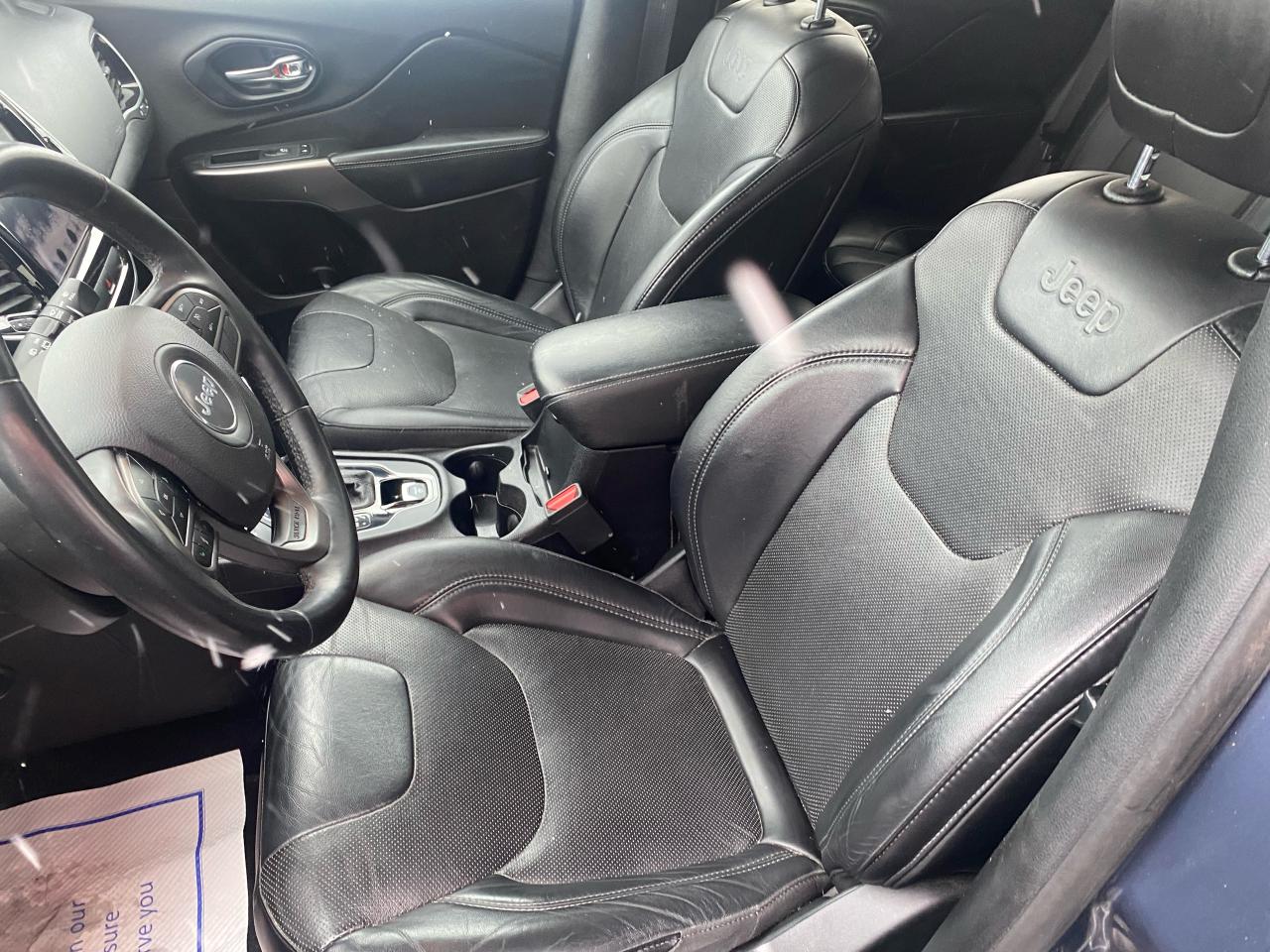 2019 Jeep Cherokee Limited 4X4 Photo