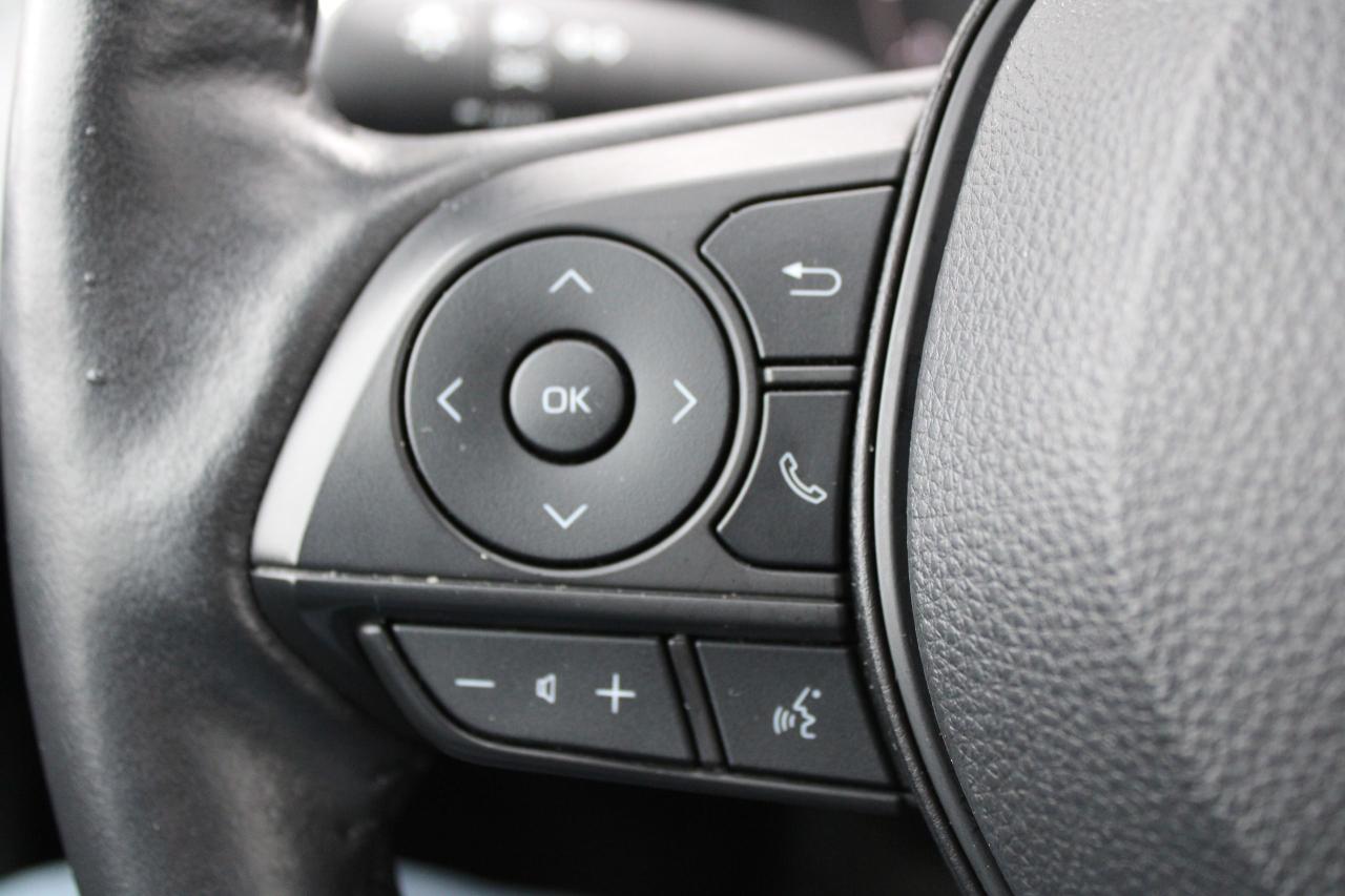 2024 Toyota Corolla LE Plus Photo