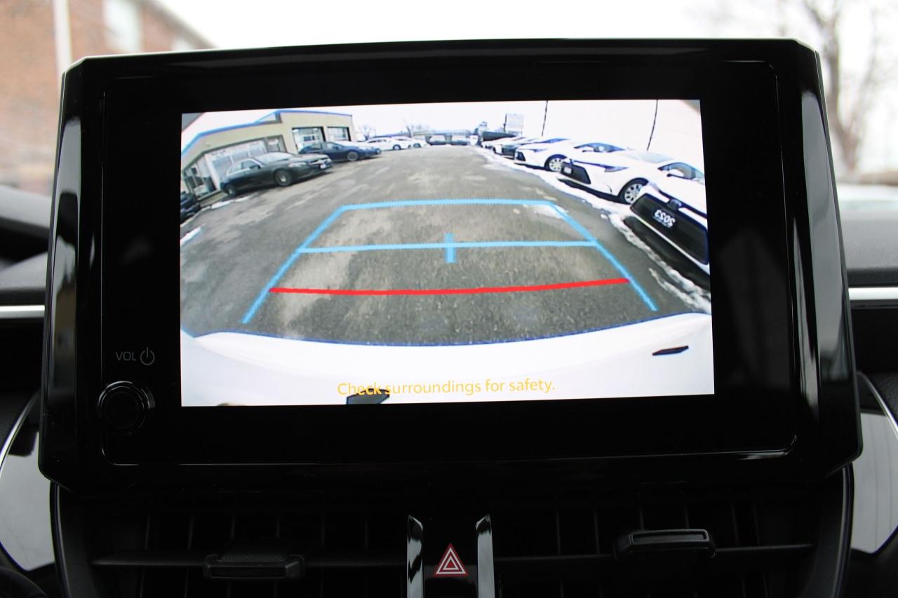 2024 Toyota Corolla LE Plus Photo