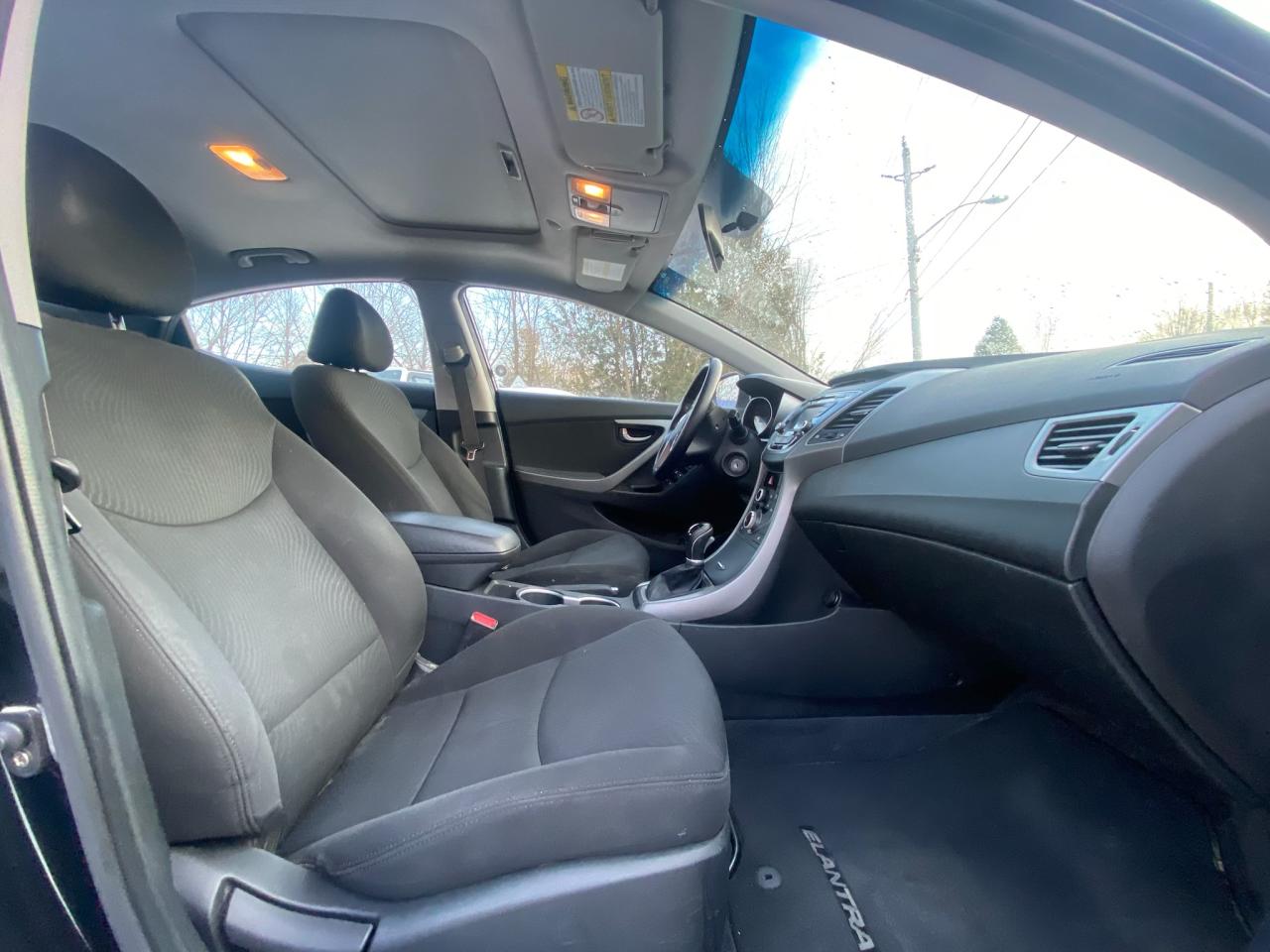 2015 Hyundai Elantra 4dr Sdn Auto GLS - Photo #10