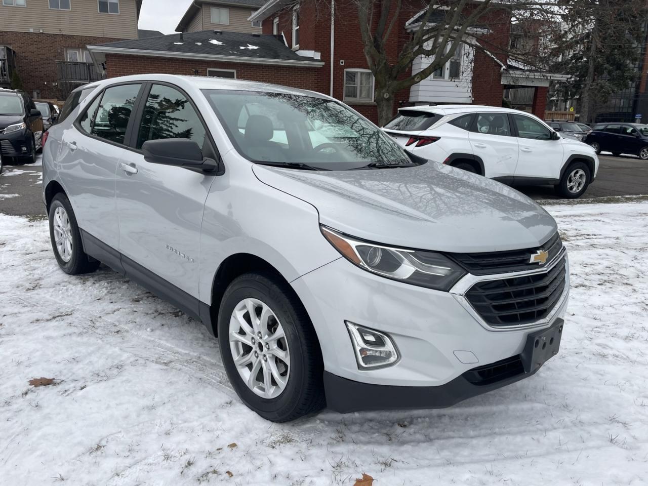 2020 Chevrolet Equinox LS AWD * No Accidents - Photo #8