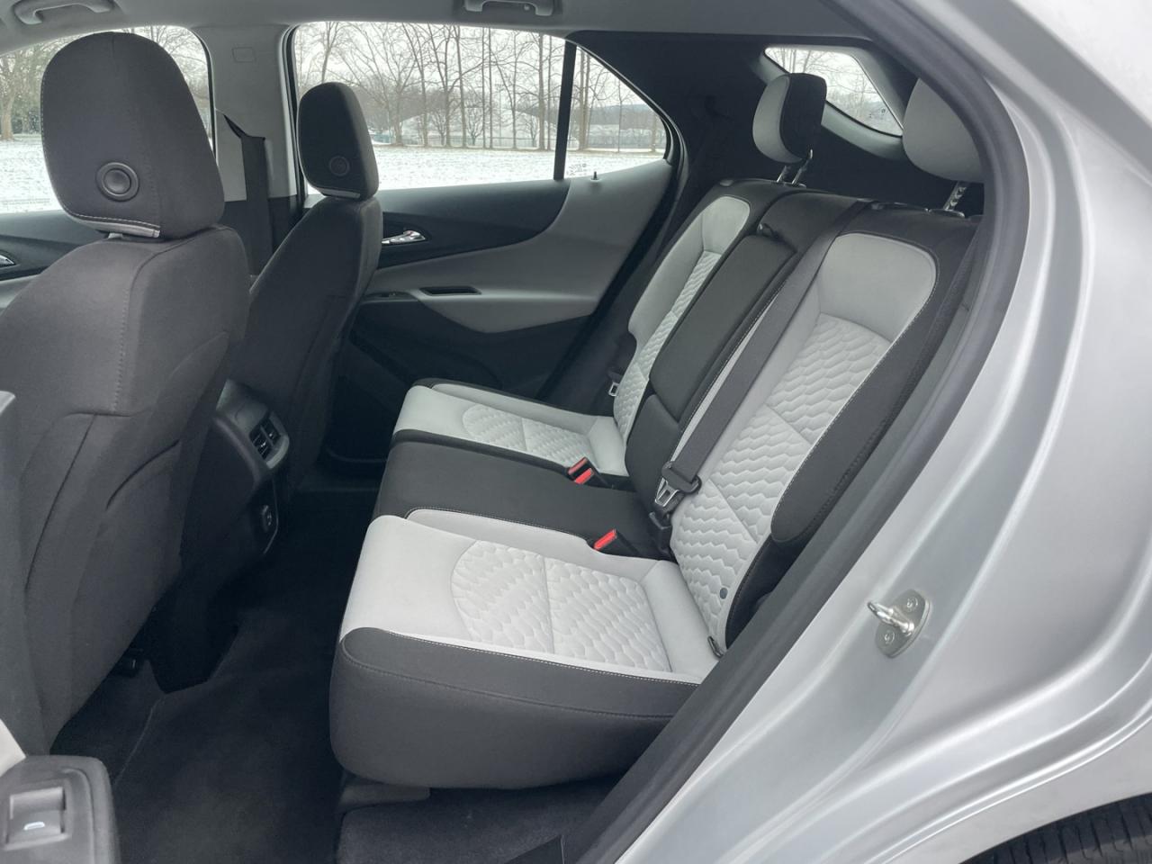 2020 Chevrolet Equinox LS AWD * No Accidents - Photo #10