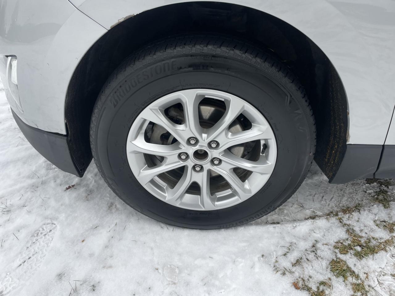 2020 Chevrolet Equinox LS AWD * No Accidents Photo