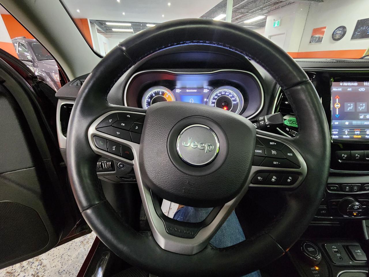 2019 Jeep Cherokee Limited 4x4 Sunroof, Leather Navi, Hitch Photo