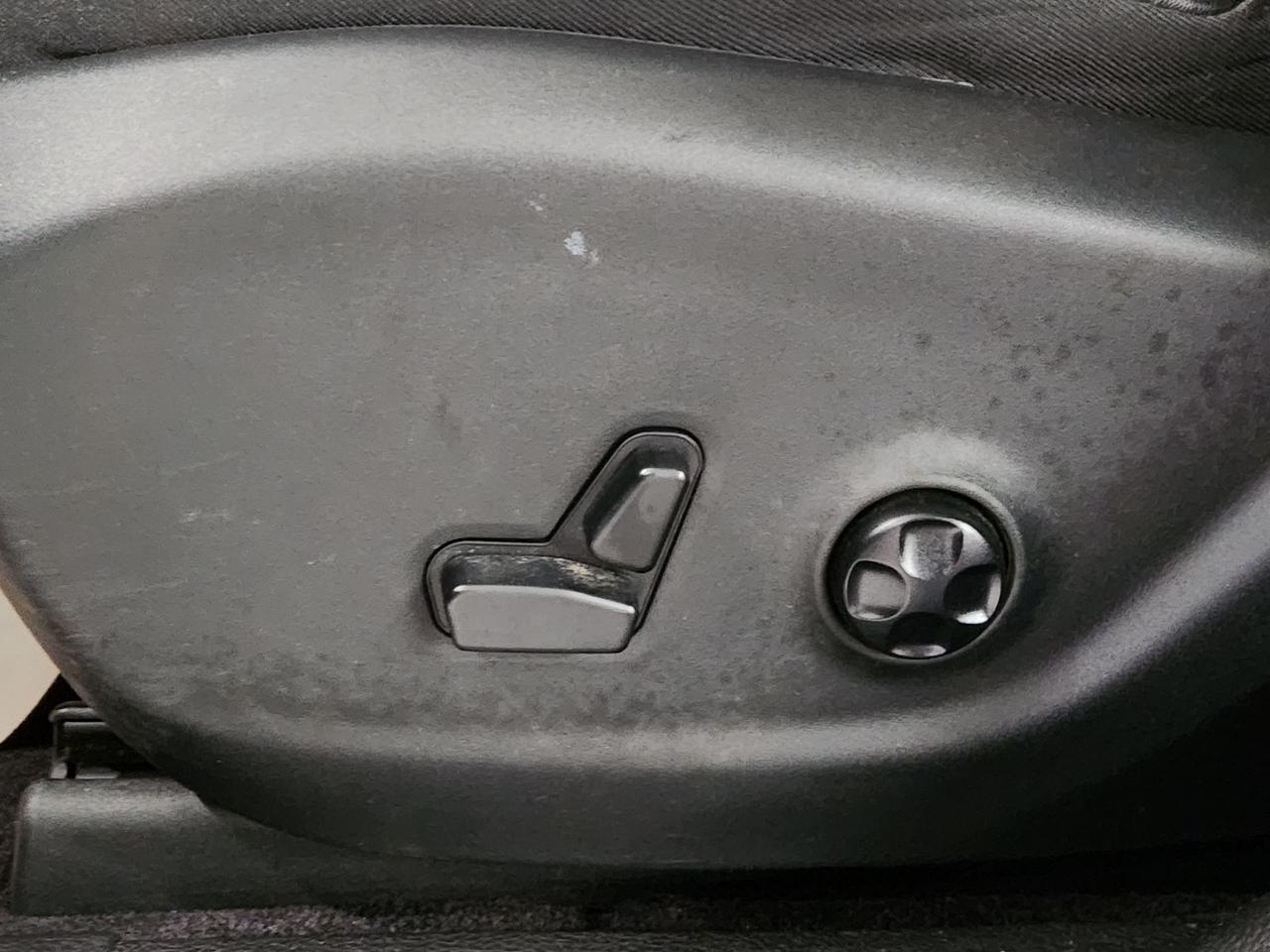 1765737135