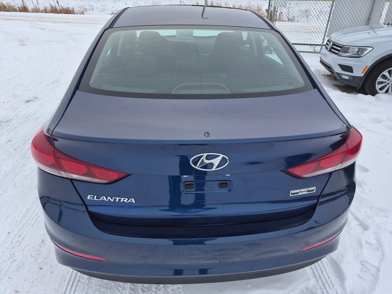 2017 Hyundai Elantra LE, Heated Seats, Bluetooth - Photo #6
