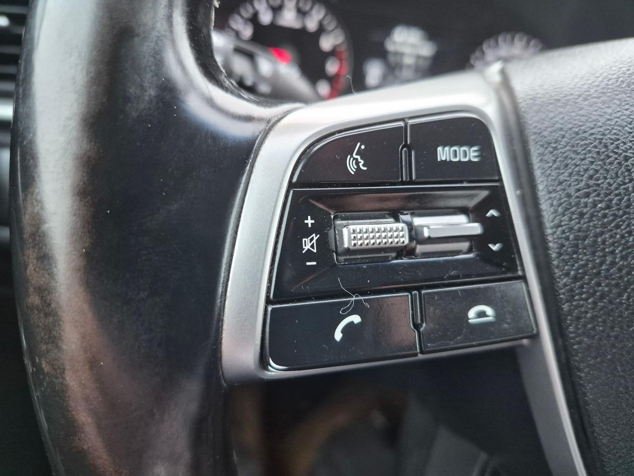 2019 Kia Sorento EX AWD,7 Pass, Lther, Htd Steering & Seats, BU Cam - Photo #12