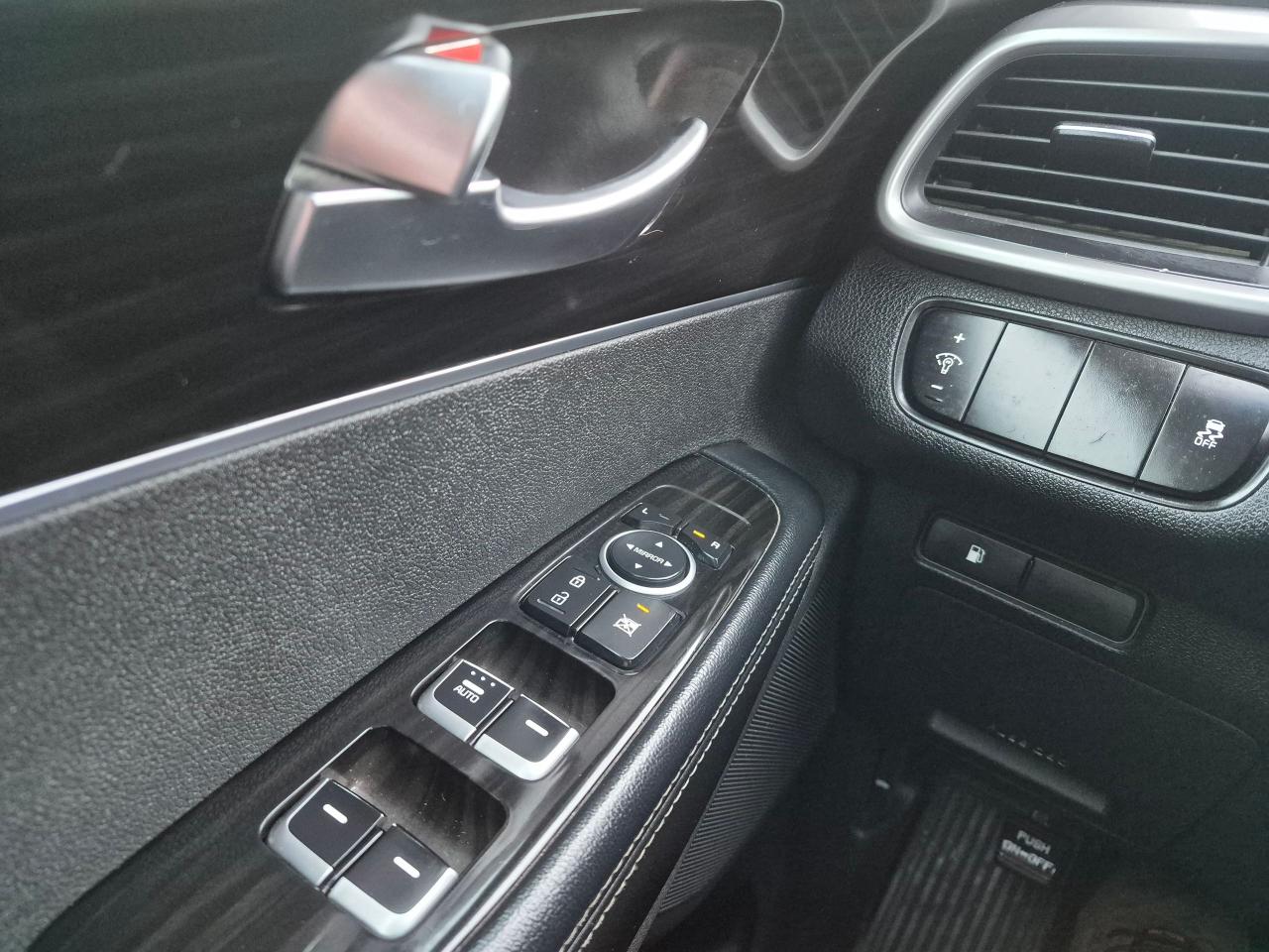 2019 Kia Sorento EX AWD,7 Pass, Lther, Htd Steering & Seats, BU Cam - Photo #22