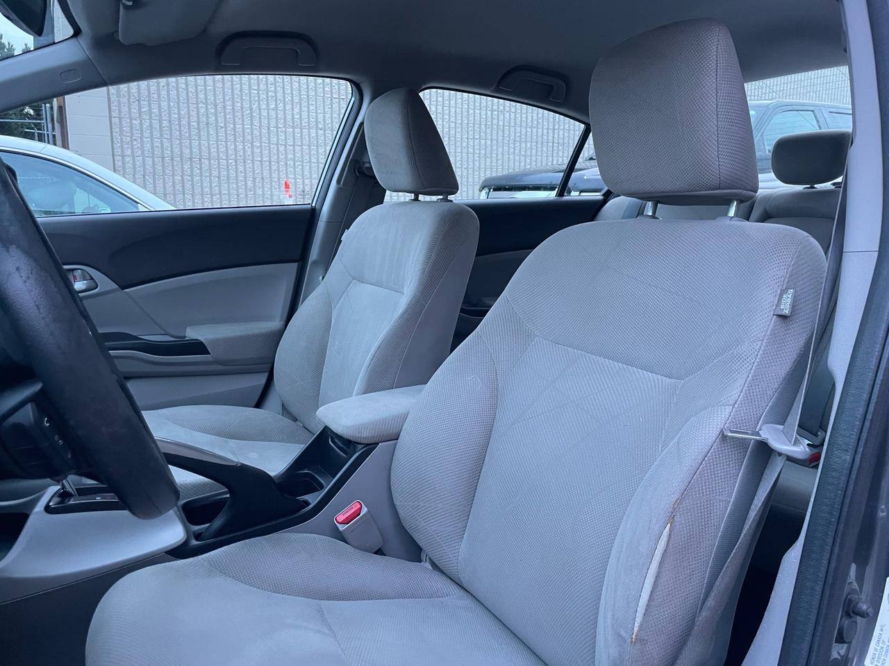 2012 Honda Civic FINANCING AVAILABLE Photo9