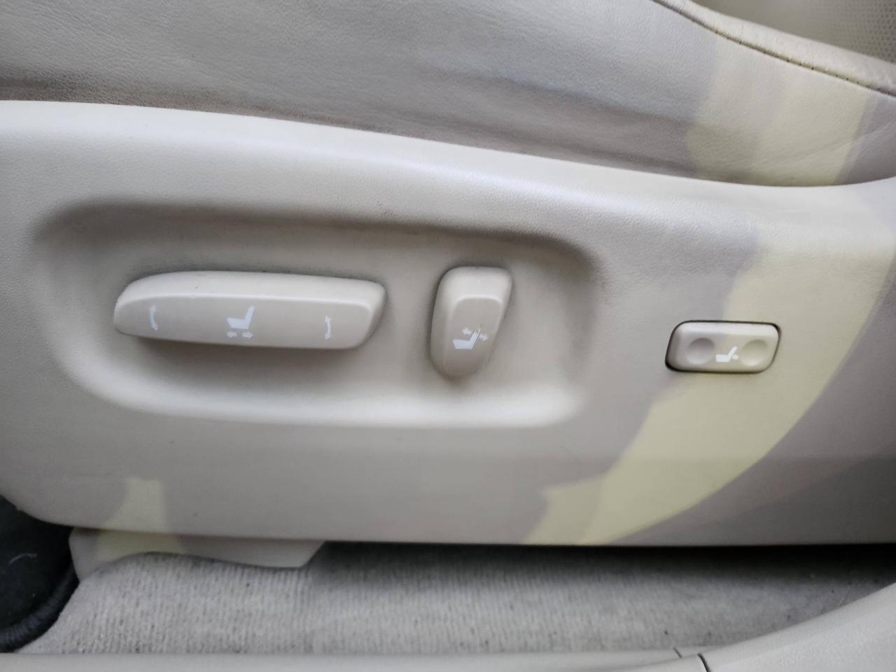 2010 Lexus RX 350 NO Navigation, AWD 4dr Photo