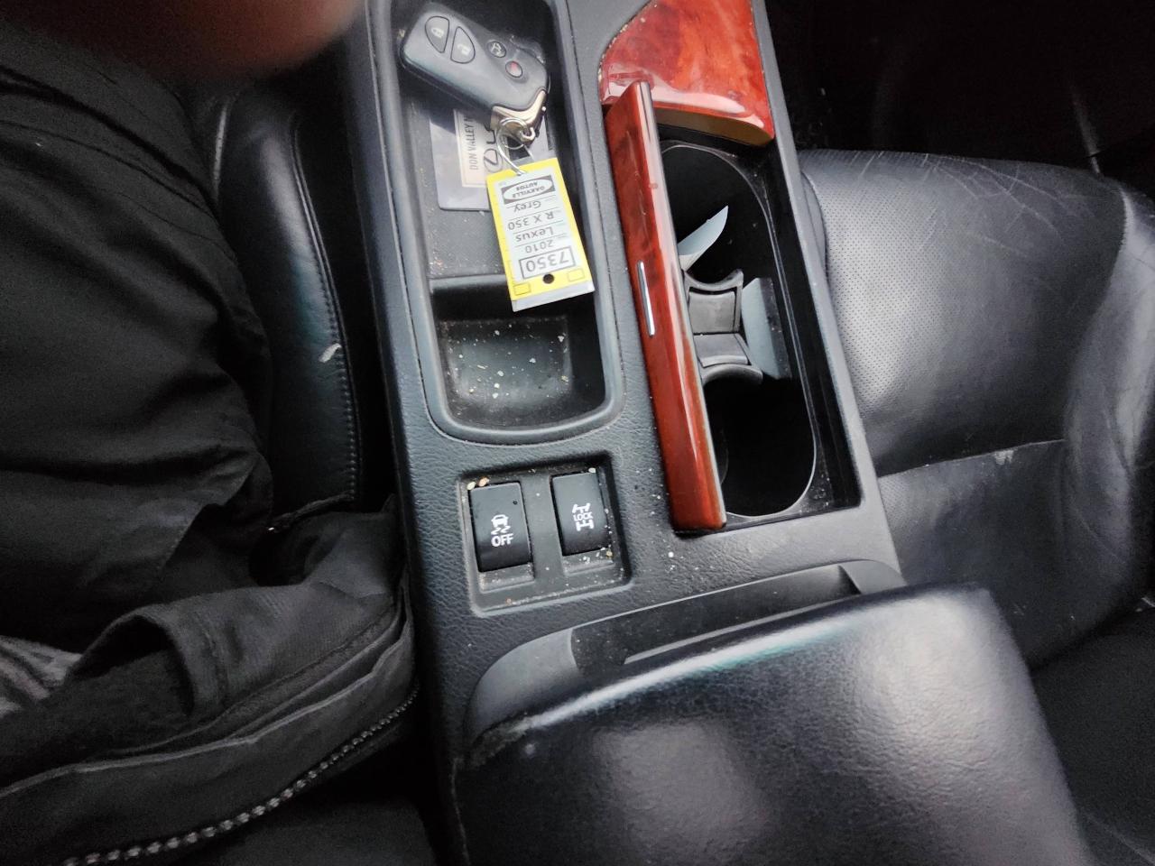 2010 Lexus RX 350 NO Navigation, AWD 4dr Photo