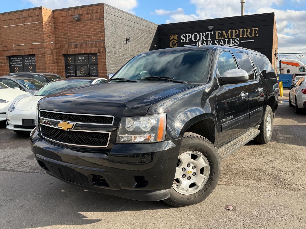 Used 2014 Chevrolet Suburban 4WD 4dr LS for sale in Mississauga, ON