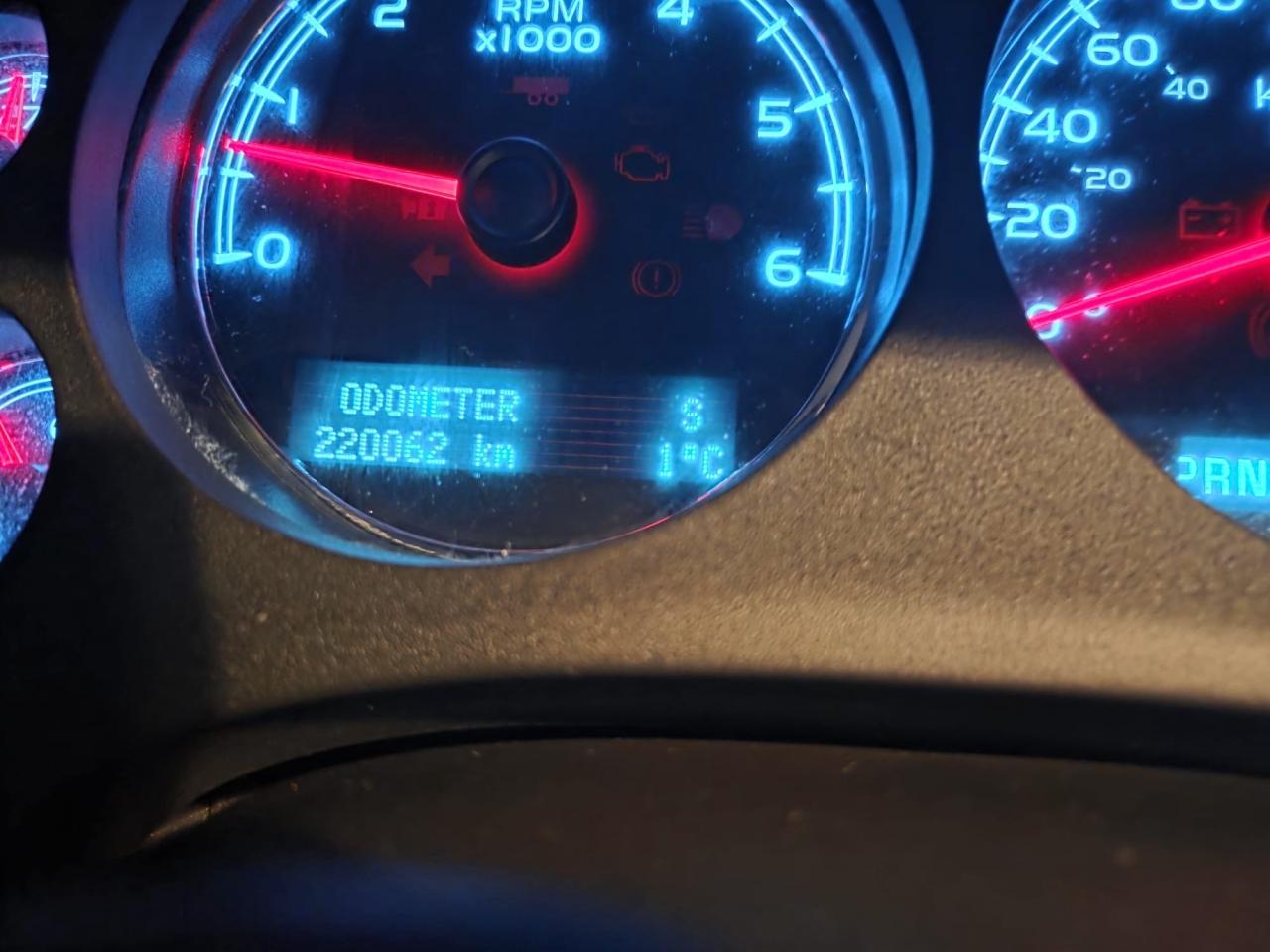 2014 Chevrolet Suburban 4WD 4dr LS - Photo #16