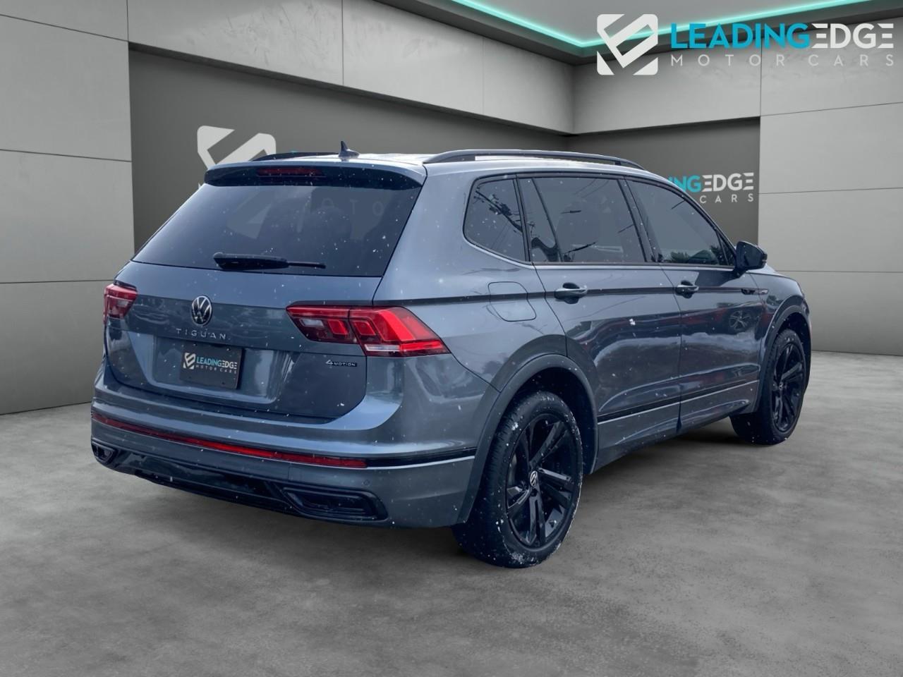 2024 Volkswagen Tiguan Comfortline R-Line Black Edition Photo3