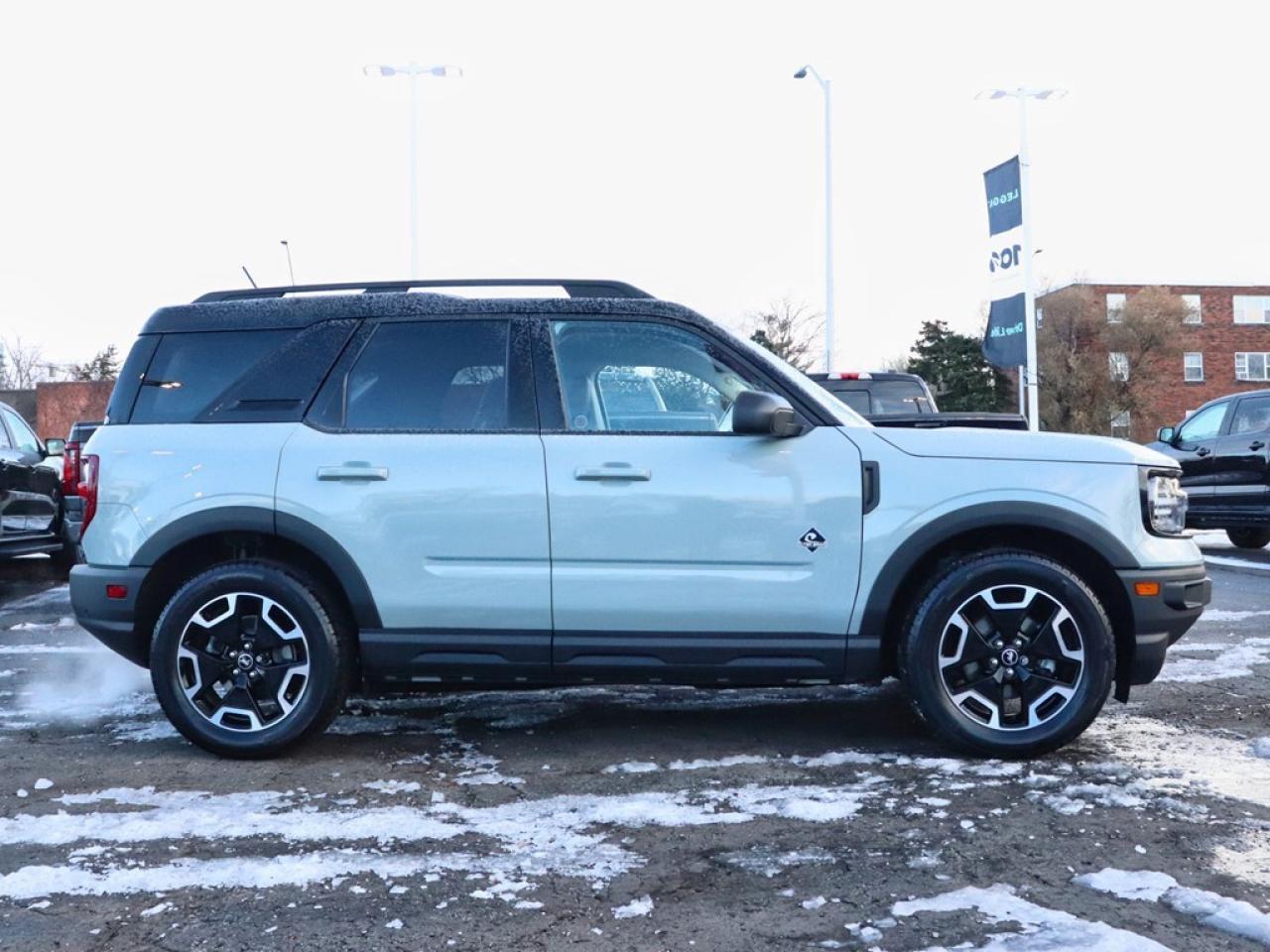 2021 Ford Bronco Sport Outer Banks | 4X4 | 1.5L | WIRELESS CHRG | CO-PILT Photo2