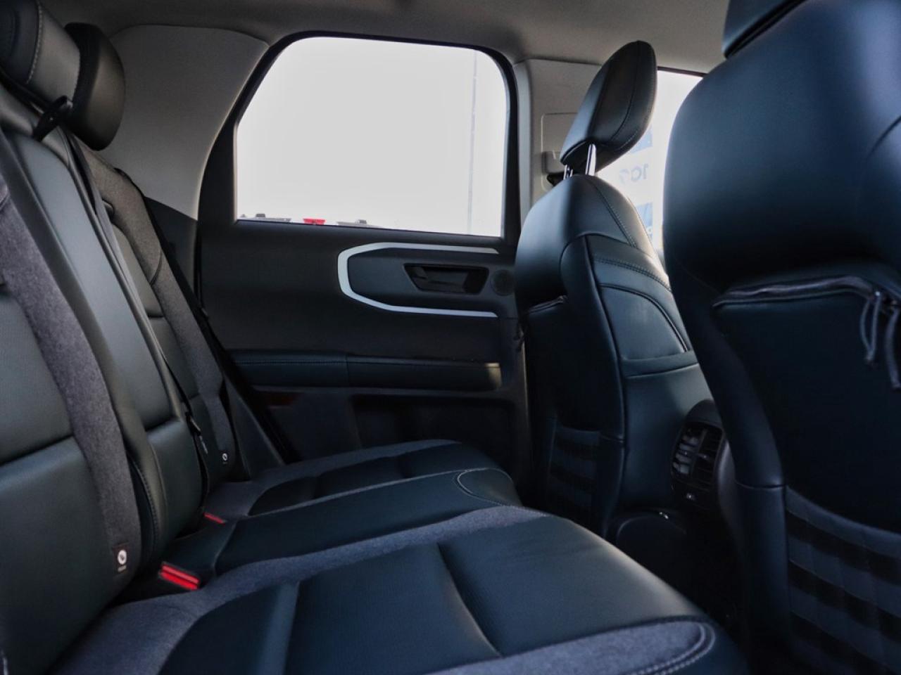 2021 Ford Bronco Sport Outer Banks | 4X4 | 1.5L | WIRELESS CHRG | CO-PILT Photo