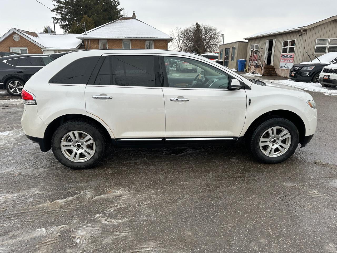 2013 Lincoln MKX  - Photo #6