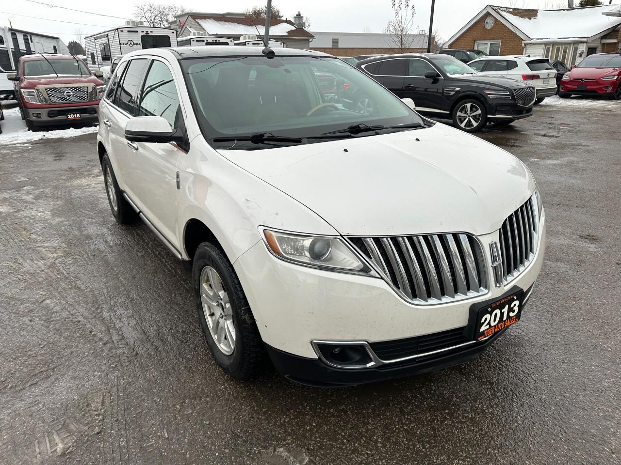 2013 Lincoln MKX  - Photo #7