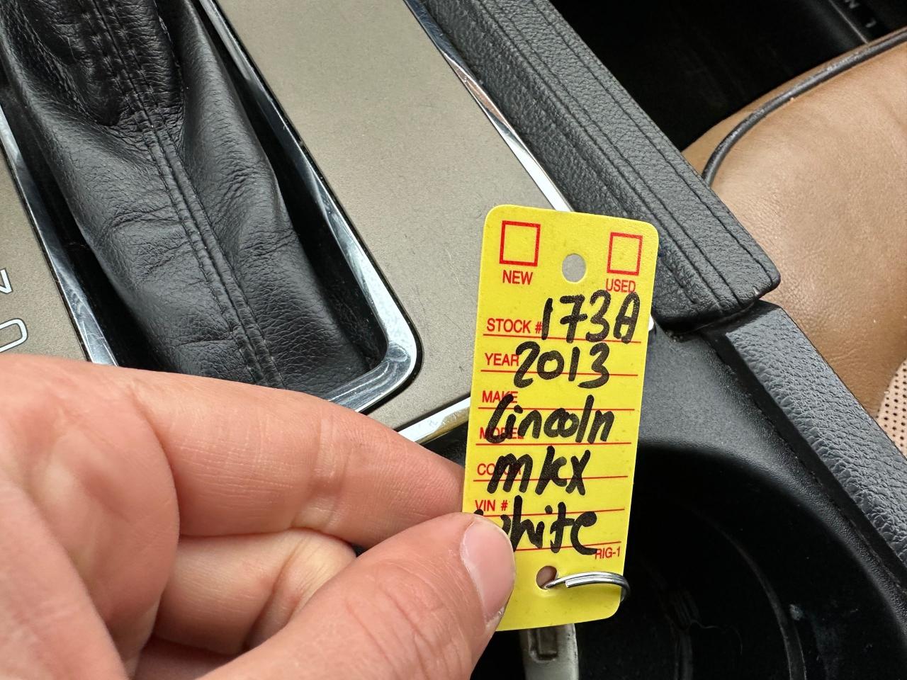 2013 Lincoln MKX  - Photo #17