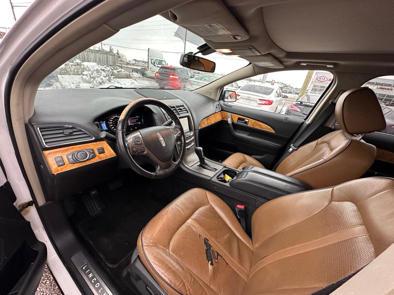 2013 Lincoln MKX  - Photo #11