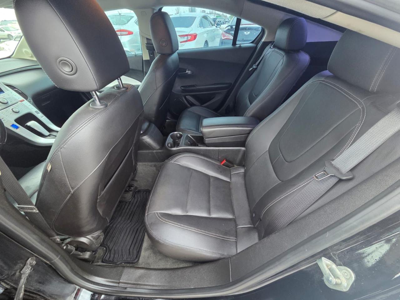 2015 Chevrolet Volt HYBRID PLUG IN, ONLY 142KMS, NO ACCIDENTS, CERT - Photo #15