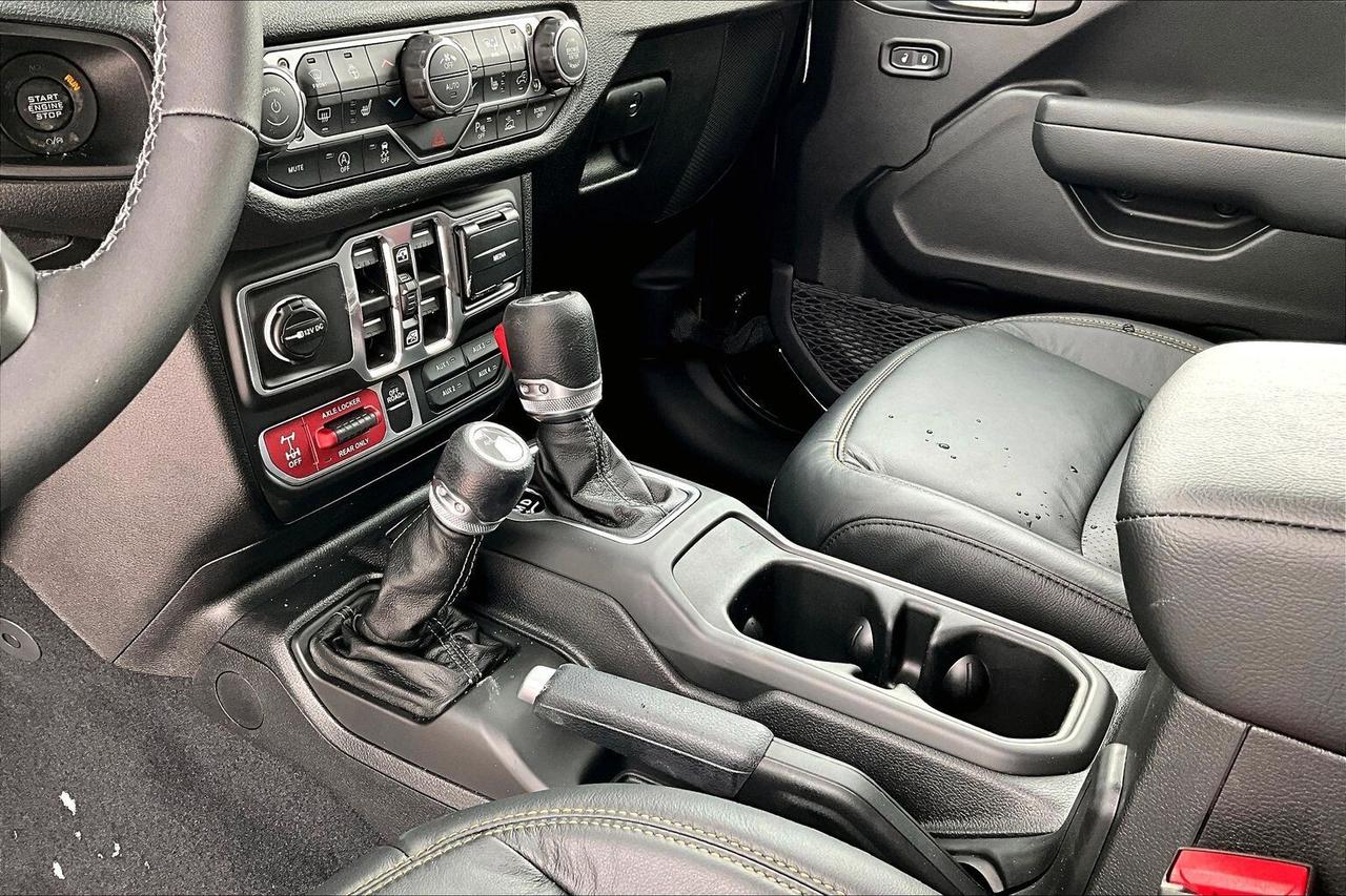 2026 Jeep Wrangler WILLYS | 35 INCH TIRE PACKAGE | LEATHER | HARDTOP Photo