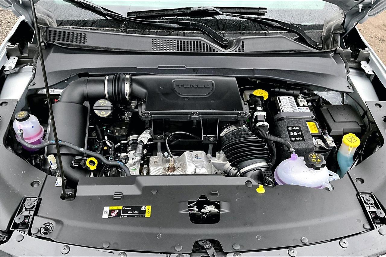 2026 Jeep Compass ALTITUDE | 10.1" Touchscreen | 18" Alloys | 4X4 Photo