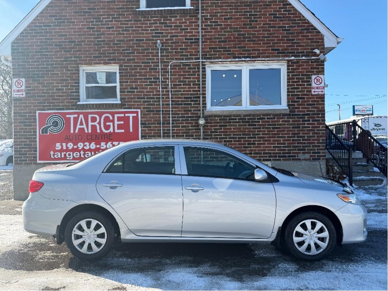 2013 Toyota Corolla LE, Super Low Mileage Only 49K, Drives Great !! Photo