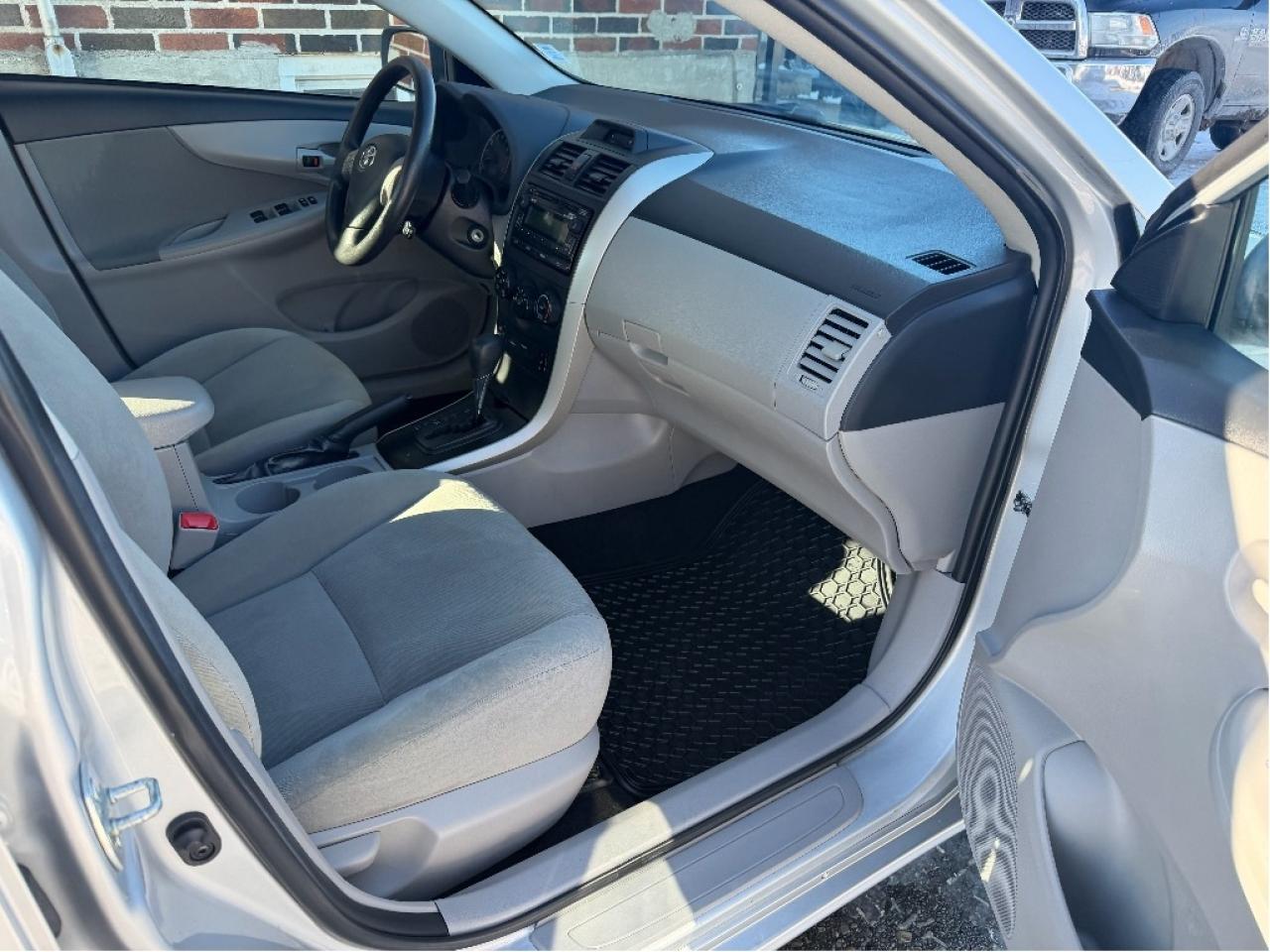 2013 Toyota Corolla LE, Super Low Mileage Only 49K, Drives Great !! Photo