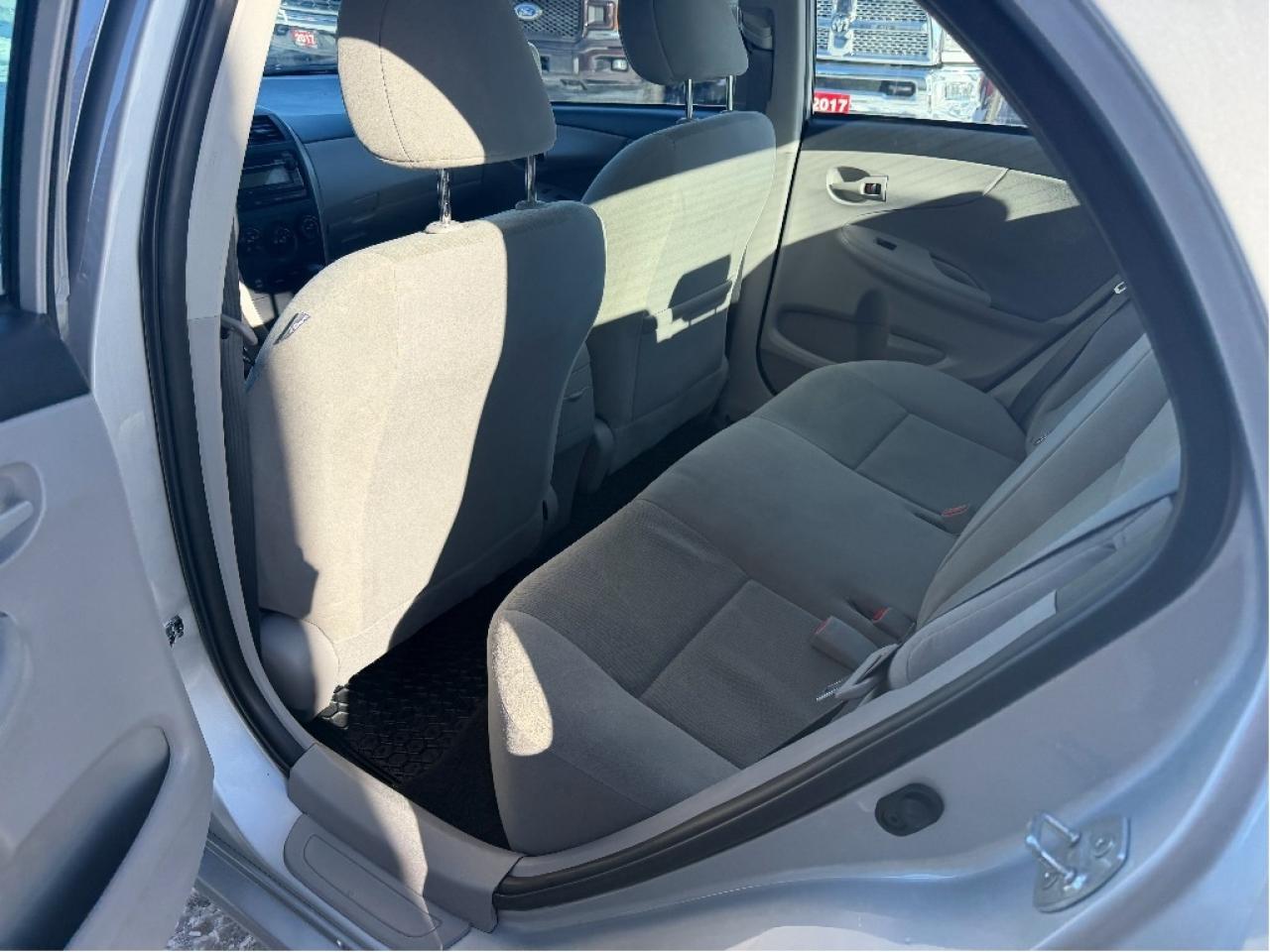 2013 Toyota Corolla LE, Super Low Mileage Only 49K, Drives Great !! Photo