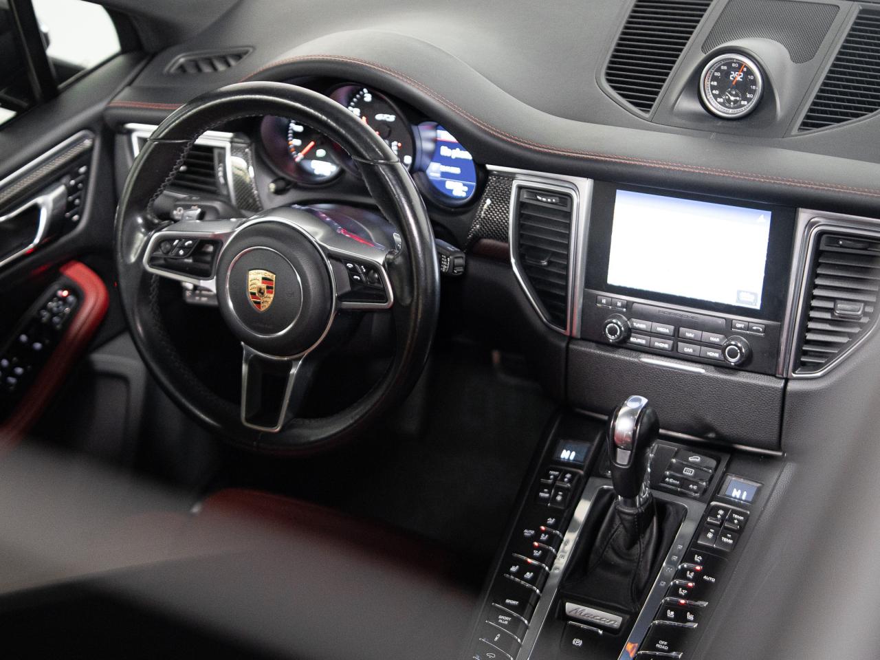 2018 Porsche Macan GTS | PREMIUM PLUS PKG | CARBON FIBRE | 20 IN Photo