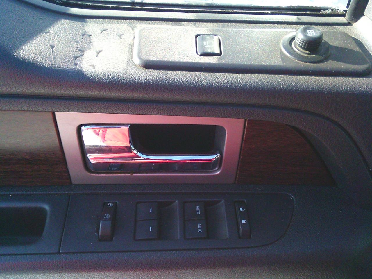 2013 Ford F-150 4WD SuperCrew 145  Lariat Photo