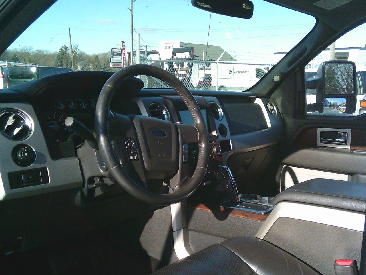 2013 Ford F-150 4WD SuperCrew 145  Lariat Photo