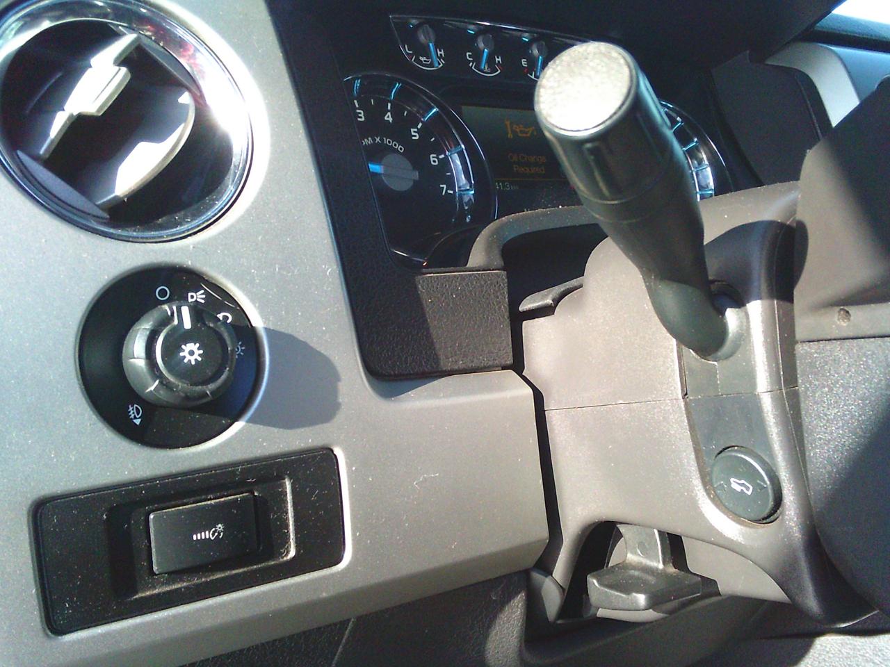 2013 Ford F-150 4WD SuperCrew 145  Lariat Photo