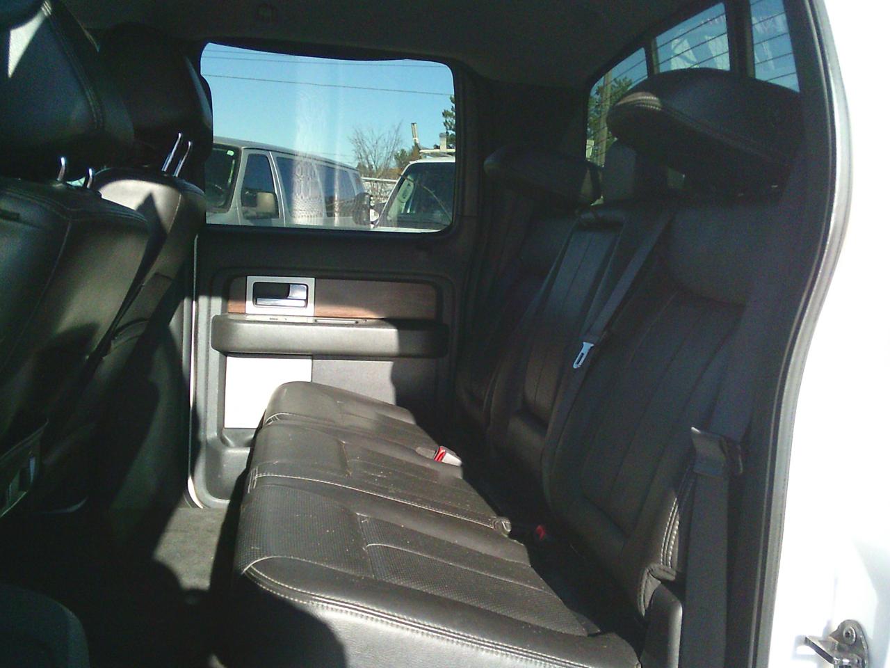 2013 Ford F-150 4WD SuperCrew 145  Lariat - Photo #23
