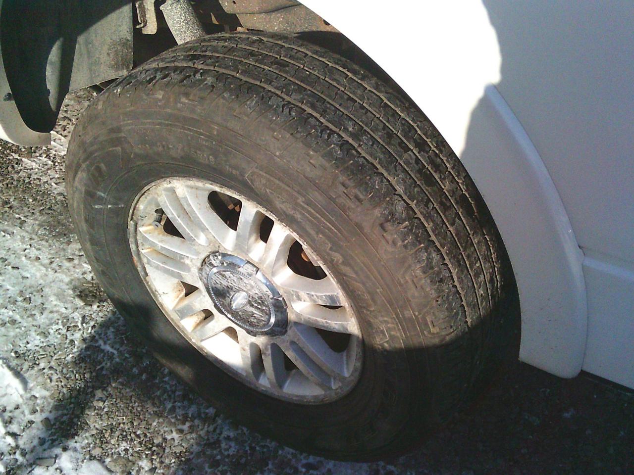 2013 Ford F-150 4WD SuperCrew 145  Lariat - Photo #36