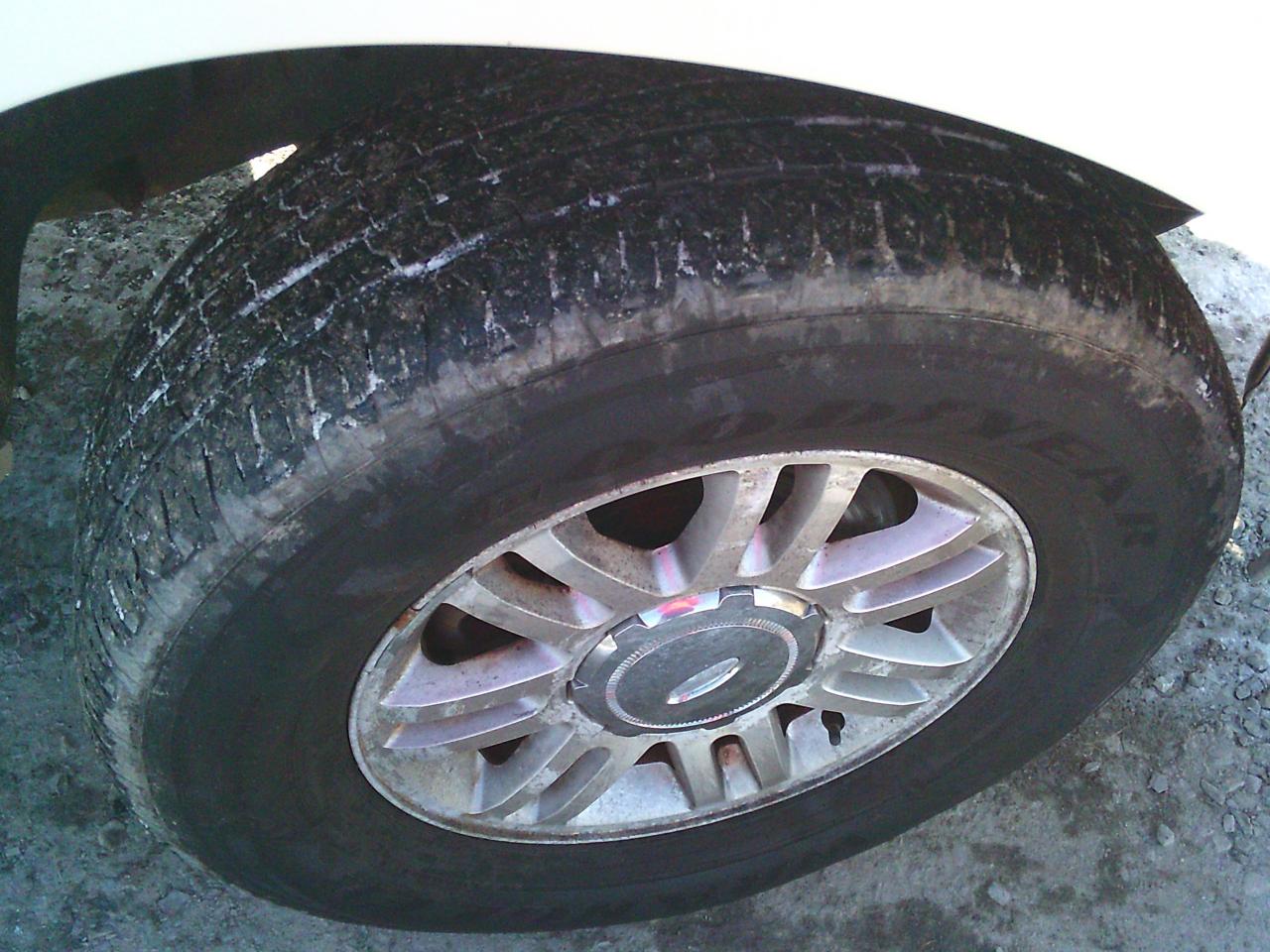 2013 Ford F-150 4WD SuperCrew 145  Lariat - Photo #37