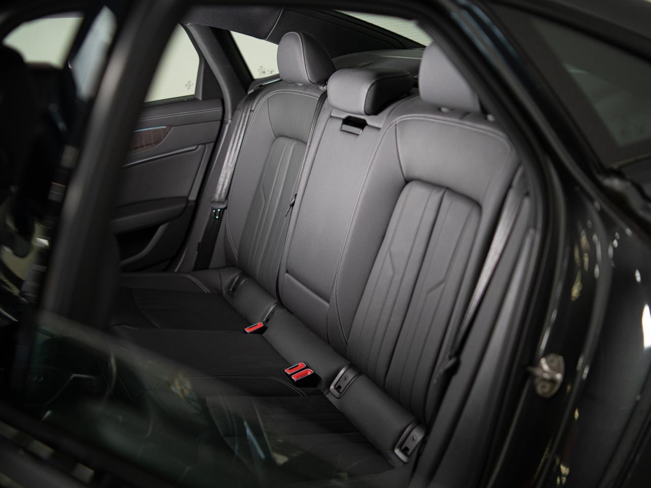 2023 Audi A6 Sedan PROGRESSIV | SUNROOF | 20 IN Photo