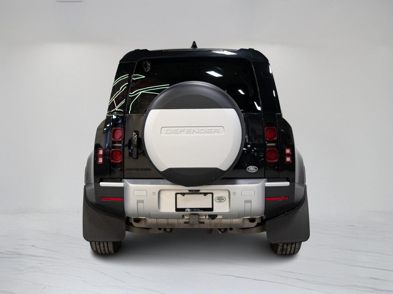 2022 Land Rover Defender P300 | 110 S | MERIDIAN Photo