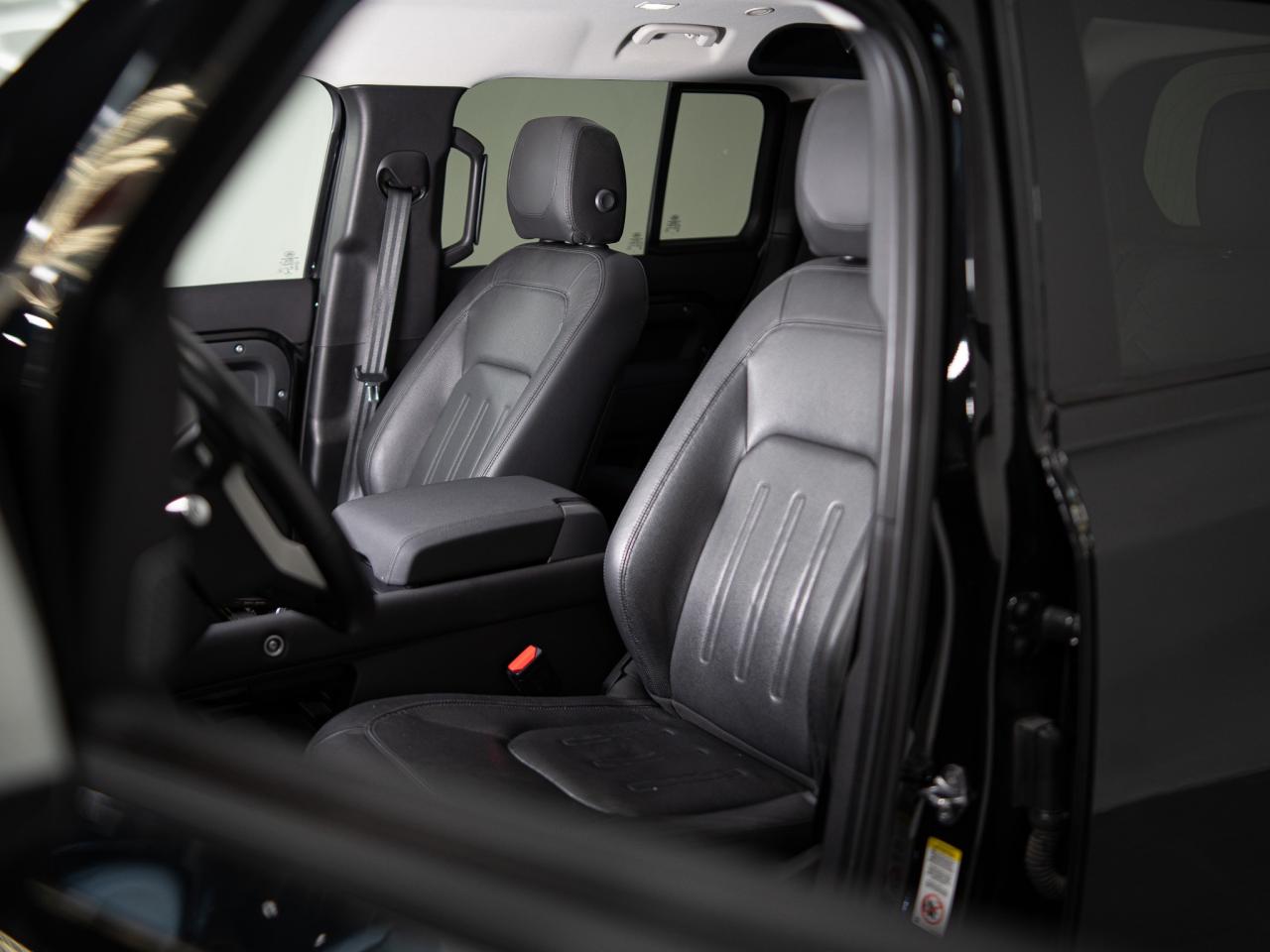 2022 Land Rover Defender P300 | 110 S | MERIDIAN Photo