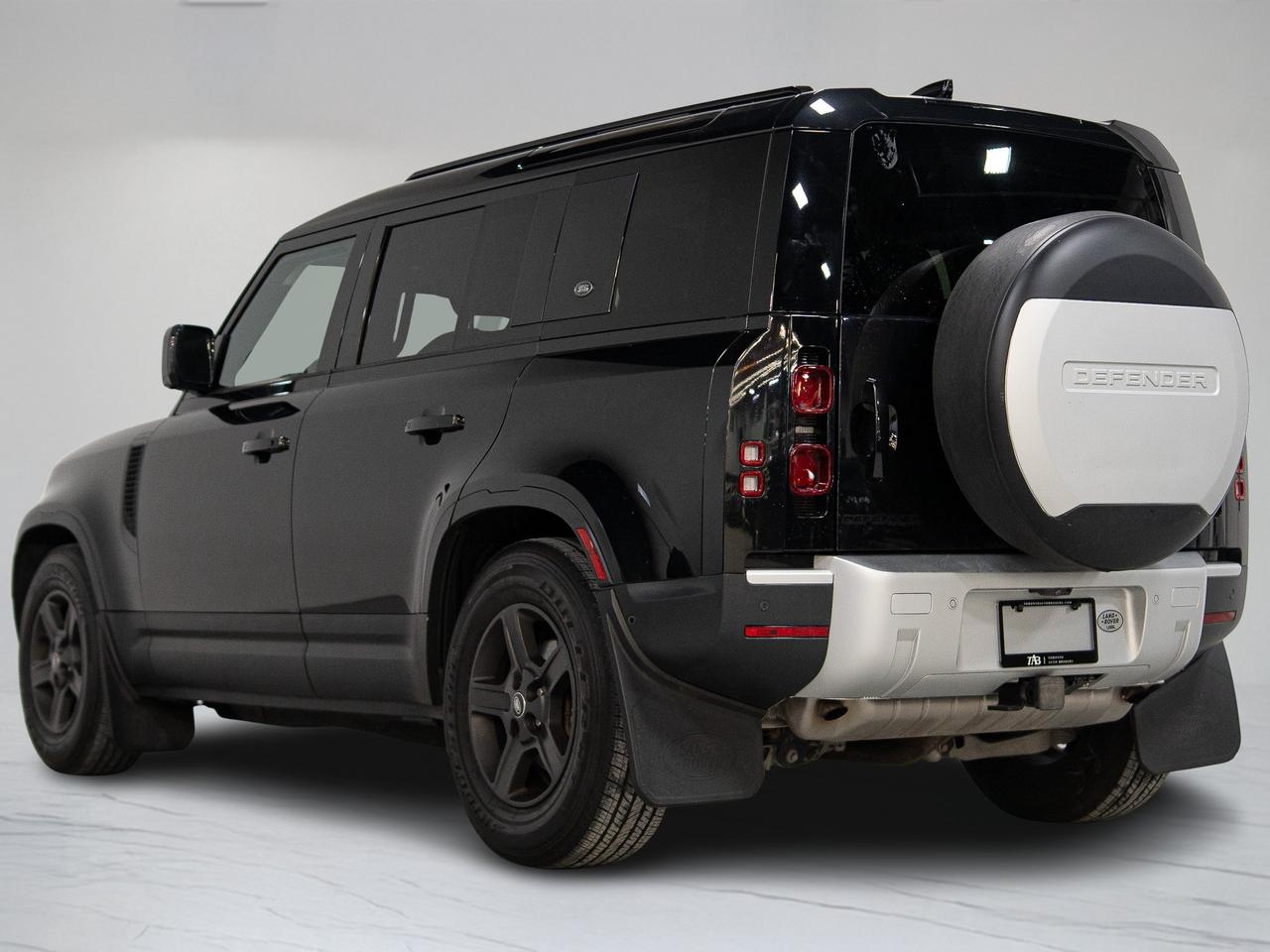2022 Land Rover Defender P300 | 110 S | MERIDIAN Photo4
