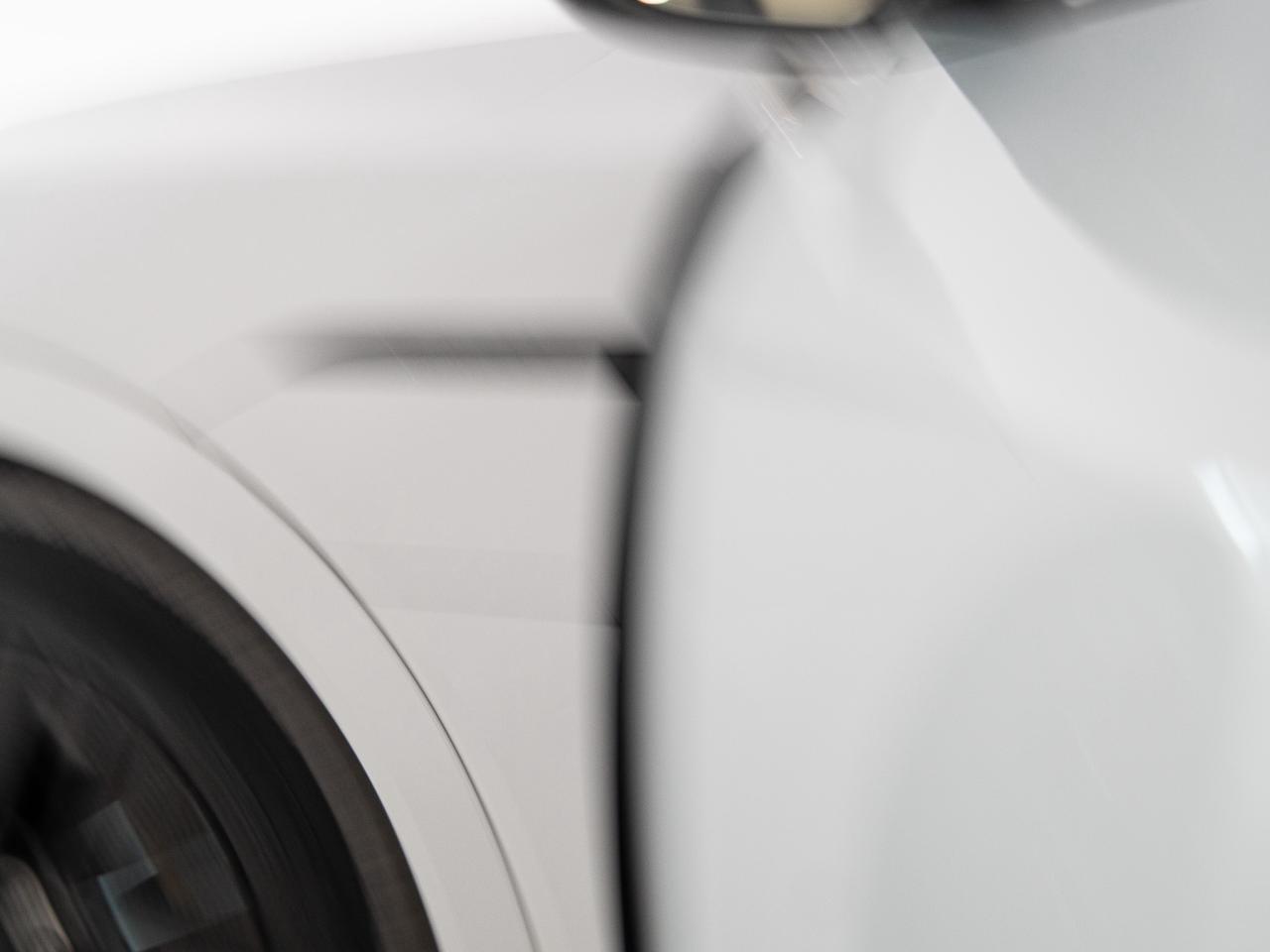 2024 Audi Q8 e-tron Sportback S-LINE | BLACK OPTICS | PANO | 21 IN Photo