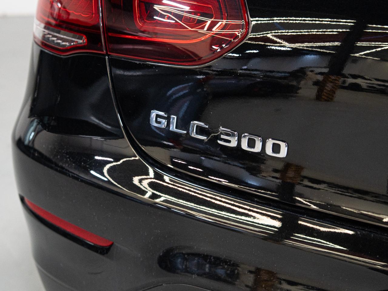 2023 Mercedes-Benz GLC 300 | AMG | SPORT & PREMIUM PKG | COUPE | 20 IN Photo