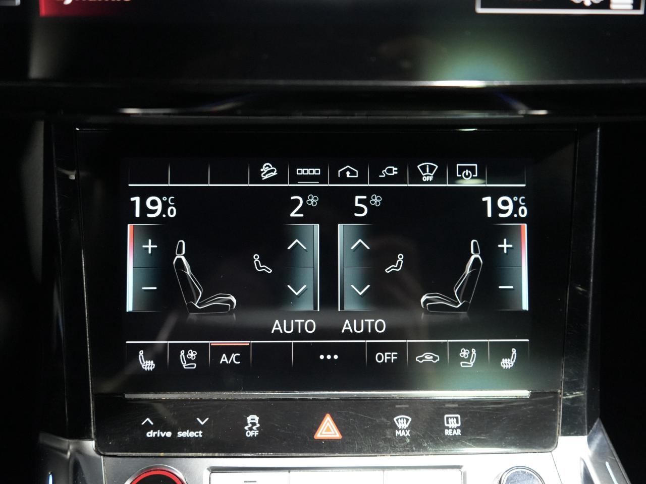 2022 Audi E-Tron S Sportback CHRONOS PKG/PANO/HUD/360 CAM/B&O/NO ACCIDENTS Photo