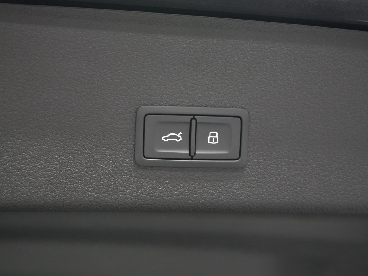 2022 Audi E-Tron S Sportback CHRONOS PKG/PANO/HUD/360 CAM/B&O/NO ACCIDENTS Photo