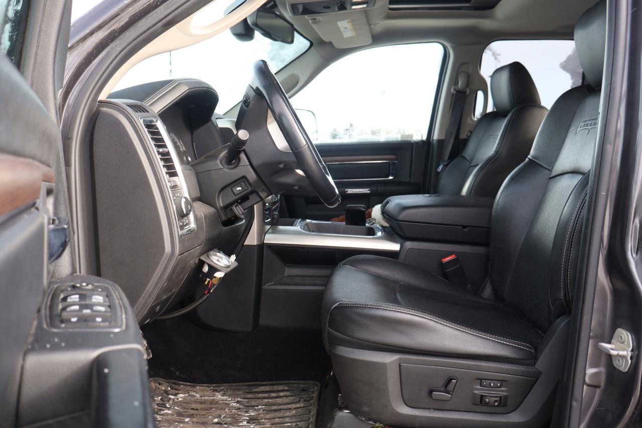 2017 RAM 1500 Laramie Photo